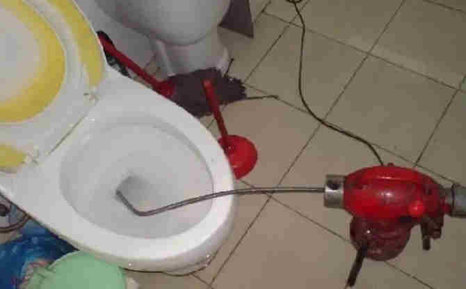 永清马桶通下水